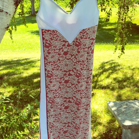 maxi flower dress Renesmee Yellow Floral Print Satin Maxi Dress - US 14